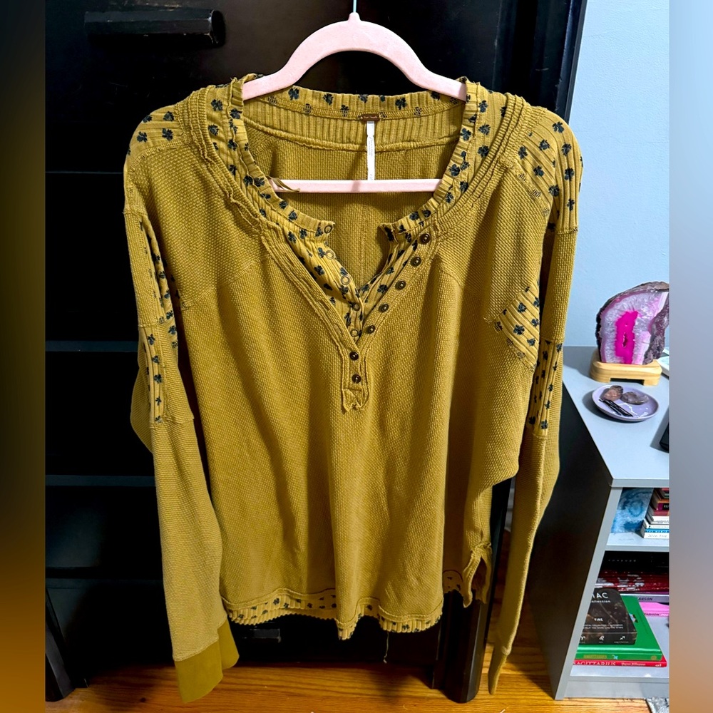 Free People Floral Yellow Thermal